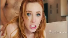 Reproduzir Ruiva magra Madi Collins em intensa porra de close-up