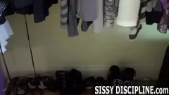 Reproduzir Maricas bissexuais é feminizada em lingerie e calcinha