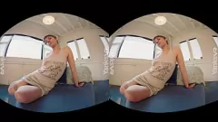 تشغيل جلسة استمناء منفردة من الهواة Mercy Mercy West