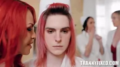Reproducir Examen Hardcore: Milf Khloe Kay, Dee Williams y TS Foxxy
