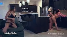 Oynat Evli kadınımı aldatıyorum ve o da aşiret omg!!!!