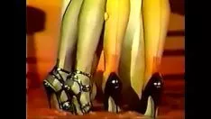 Jouer Outflank mom schoolma'am reheels e idolatria a ferro di cavallo. vedi pt2 su goddessreheelsondraw.co.uk