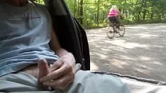 Play Onanism with the car threshold spread ou